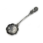 Cucharilla rosa de plata