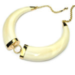 Collar de marfil de facochero