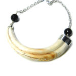 Gargantilla facochero y ónix
