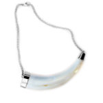 Collar de marfil de facóquero